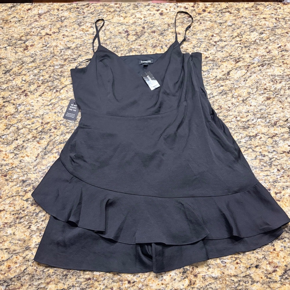 NEW Express Black Ruffled Skort Dress V-Neck Spaghetti Strap Mini Size L ws